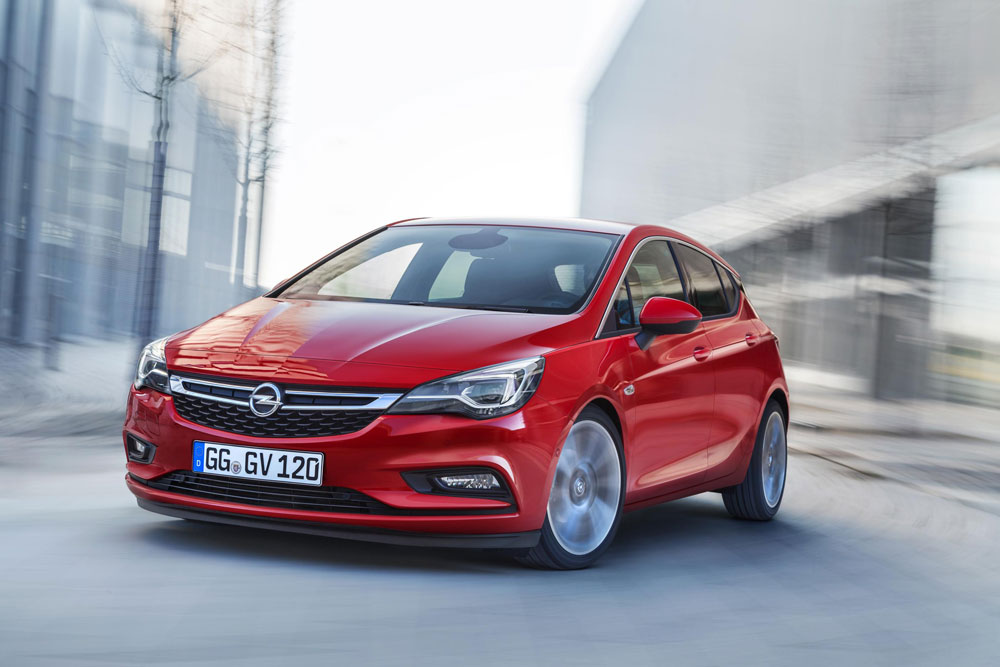 Nuevo Opel Astra en Automóviles Luis Batalla